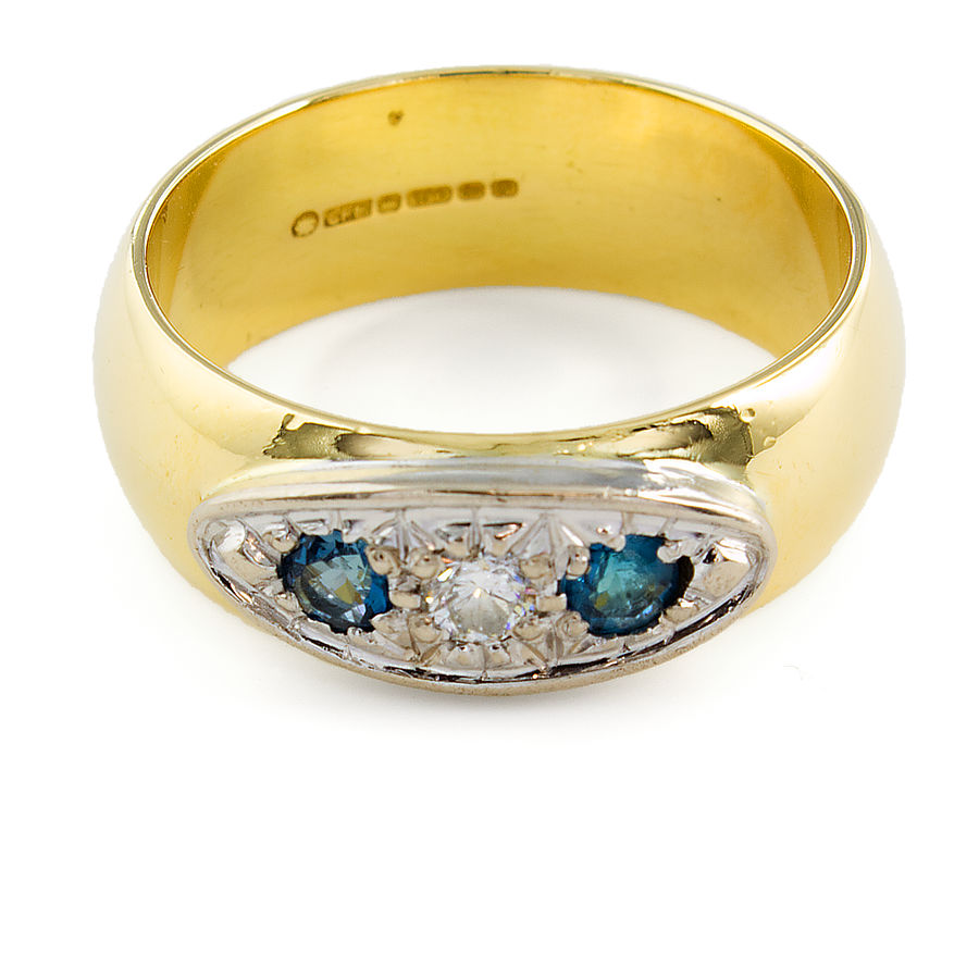 18ct gold Sapphire/Diamond 3 stone Ring size Q
